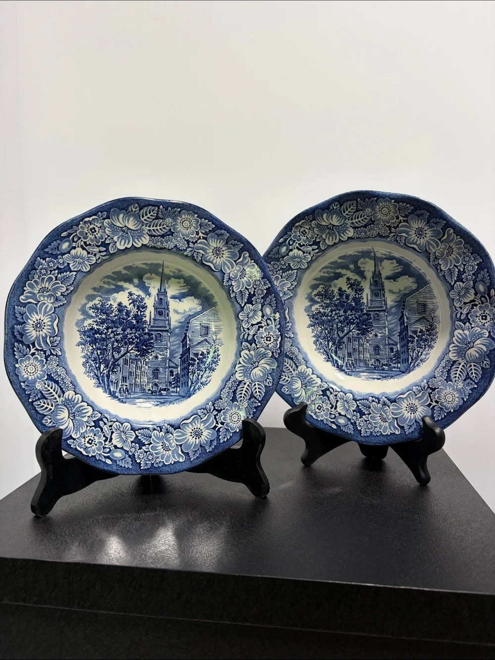 2 Liberty Blue 8.75” Floral Scenic rimmed soup bowls Old North Church vintage